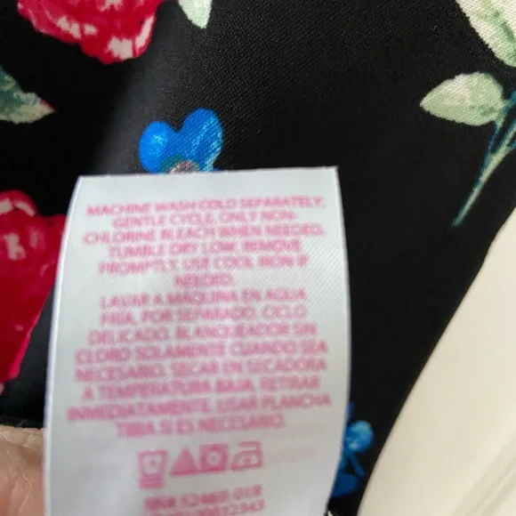 No boundaries black floral dress size 7-9 - Picture 5 of 11